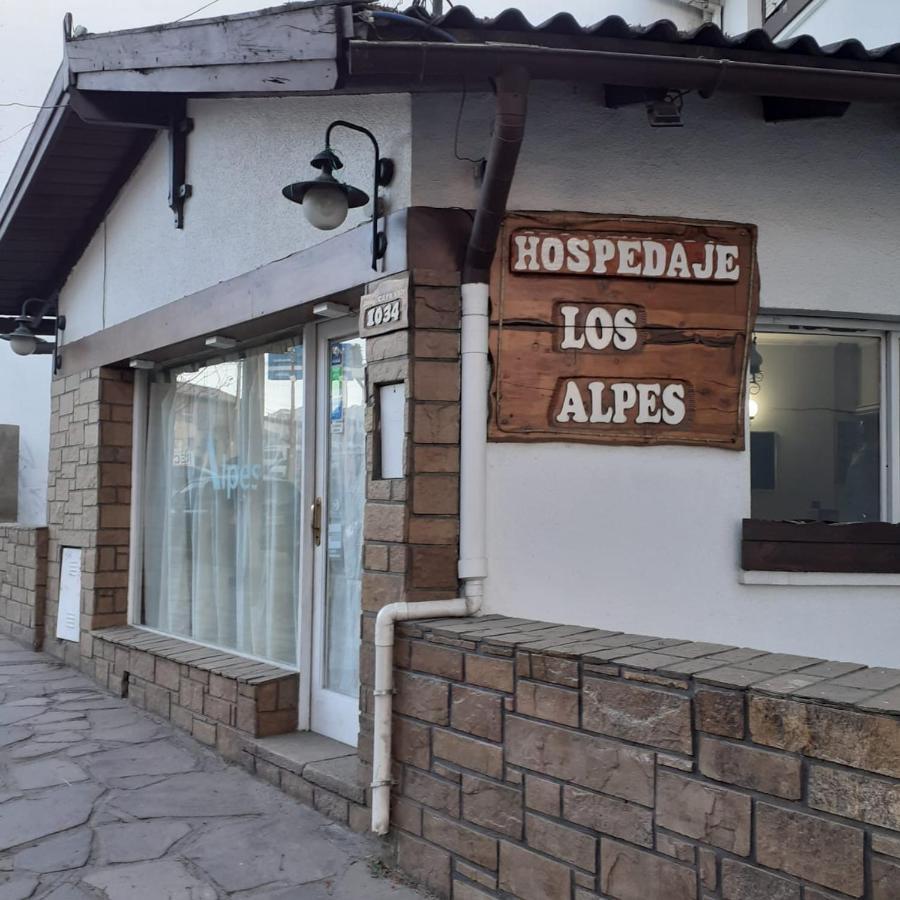Hospedaje Los Alpes ซานคาร์ลอส เด บาริโลเช ภายนอก รูปภาพ